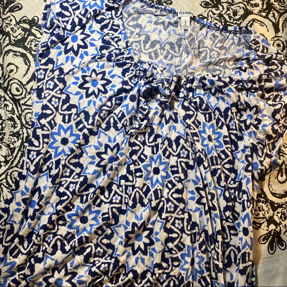 Light & Navy Blue Old Navy Peasant Top